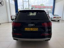 https://riyasewana.com/uploads/audi-q7-171404356944.jpg