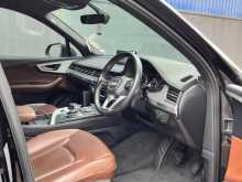 https://riyasewana.com/uploads/audi-q7-1891303575.jpg