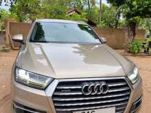 Audi Q7 2016 SUV