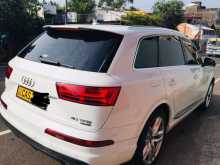 Audi Q7 2016 Car