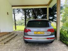https://riyasewana.com/uploads/audi-q7-s-line-167033417906.jpg
