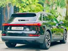 https://riyasewana.com/uploads/audi-q8-e-tron-151151404262.jpg