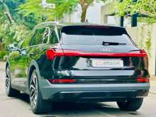https://riyasewana.com/uploads/audi-q8-e-tron-301206074552.jpg