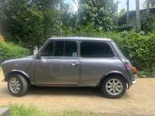https://riyasewana.com/uploads/austin-mini-cooper-1960-1313423312242.jpg