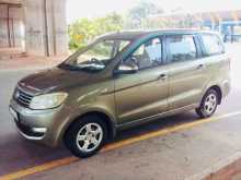 DFSK Glory 330 2020 SUV