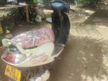 Hero Pleasure 2012 Motorbike