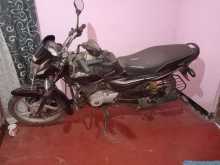 https://riyasewana.com/uploads/bajaj--131202364093.jpg