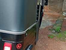 Bajaj 4 Stroke 2011 Three Wheel