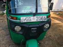 Bajaj 4 Stroke 2010 Three Wheel