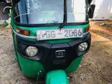 Bajaj 4 Stroke 2010 Three Wheel