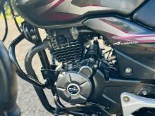 https://riyasewana.com/uploads/bajaj-125m-39082624423.jpg