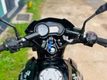 https://riyasewana.com/uploads/bajaj-135ls-813033113592.jpg