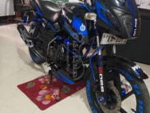 Bajaj Pulsar 150 2012 Motorbike