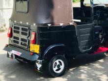 https://riyasewana.com/uploads/bajaj-175-1119254224622.jpg