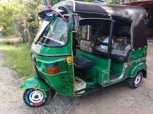https://riyasewana.com/uploads/bajaj-175-11342064633.jpg