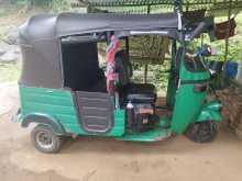 https://riyasewana.com/uploads/bajaj-175-171429434673.jpg