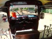 https://riyasewana.com/uploads/bajaj-175-182144354442.jpg