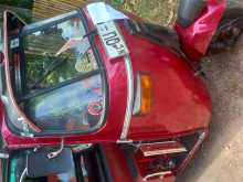 https://riyasewana.com/uploads/bajaj-175-202004114392.jpg