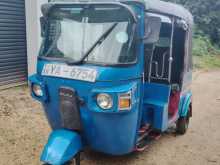 https://riyasewana.com/uploads/bajaj-175-282112434042.jpg