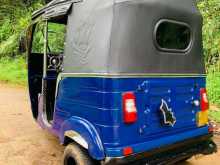 https://riyasewana.com/uploads/bajaj-175-cc-131723354052.jpg