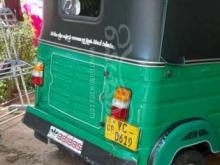 https://riyasewana.com/uploads/bajaj-175-cc-29150520431343.jpg