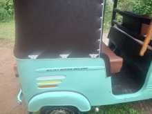 https://riyasewana.com/uploads/bajaj-175cc-191750364393.jpg