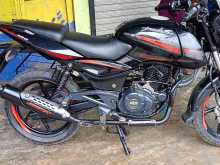 Bajaj Pulsar 180 2015 Motorbike