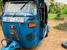https://riyasewana.com/uploads/bajaj-2-21209044072.jpg
