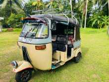 https://riyasewana.com/uploads/bajaj-2-311205024462.jpg