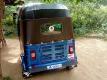 https://riyasewana.com/uploads/bajaj-2-istok-2000-68572112912.jpg