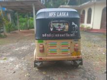 https://riyasewana.com/uploads/bajaj-2-stock-1111435217836.jpg