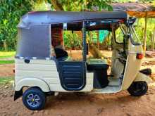 https://riyasewana.com/uploads/bajaj-2-stock-2006-819492112912.jpg