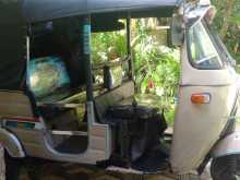 https://riyasewana.com/uploads/bajaj-2-stok-2002-1212012412974.jpg
