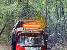 https://riyasewana.com/uploads/bajaj-2-stoke-1513092822893.jpg