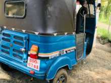 https://riyasewana.com/uploads/bajaj-2-stoke-1997-1019384212083.jpg