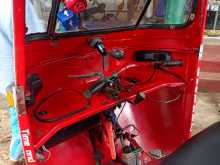 https://riyasewana.com/uploads/bajaj-2-stoke-22182453305.jpg