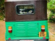 https://riyasewana.com/uploads/bajaj-2-stoke-6936504022.jpg