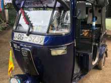 Bajaj 2 Stoke 2005 Three Wheel