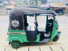 https://riyasewana.com/uploads/bajaj-2-storck-1811323722763.jpg