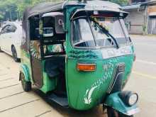 https://riyasewana.com/uploads/bajaj-2-storck-1811323722952.jpg