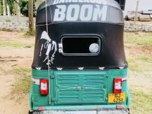 https://riyasewana.com/uploads/bajaj-2-storck-1811325324773.jpg