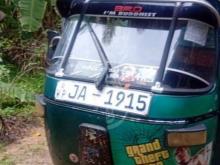 Bajaj 2 Stroke 2004 Three Wheel