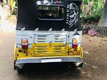 https://riyasewana.com/uploads/bajaj-2-storke-1813061522952.jpg