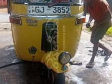 Bajaj 2 Stroke 2003 Three Wheel
