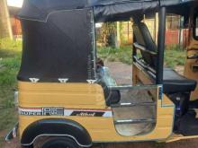 https://riyasewana.com/uploads/bajaj-2-storke-2081025468348.jpg