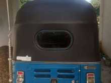 https://riyasewana.com/uploads/bajaj-2-storke-24850144041.jpg