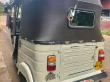 https://riyasewana.com/uploads/bajaj-2-storke-31643306686.jpg