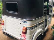https://riyasewana.com/uploads/bajaj-2-strock-1999-148230412232.jpg