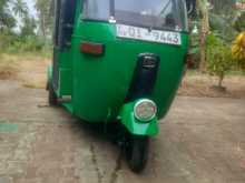 Bajaj 2 Stroke 2006 Three Wheel