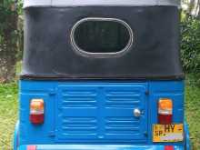 https://riyasewana.com/uploads/bajaj-2-stroke-10120255462.jpg